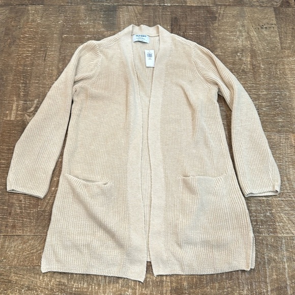 Old Navy XS Cardigan with pockets brand new - Picture 1 of 3
